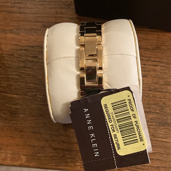 Anne Klein Women's Watch NWT/NIB - Picture 4 of 9